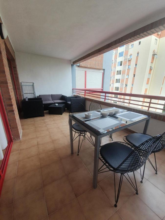 New One Bedroom In Apartament